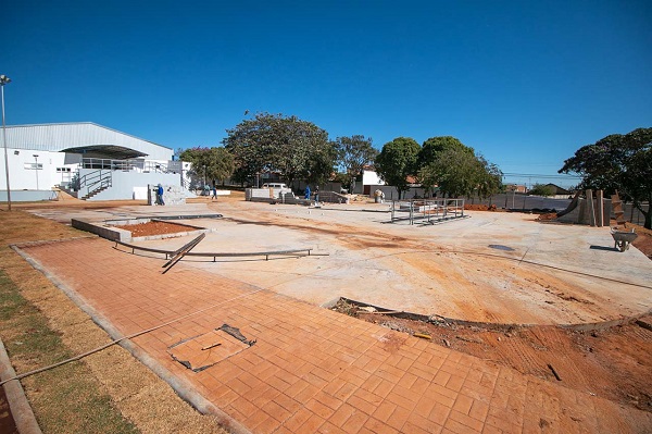 Governo revê e reforça ações de enfrentamento à pandemia