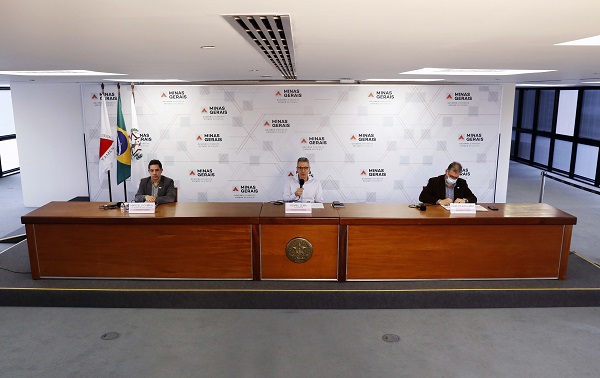 Governo de MG anuncia ampliação do Bolsa Merenda e repasse para fundos assistenciais dos municípios