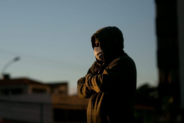 Homem preso por posse de arma de fogo e munições