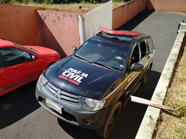 Operação da Polícia Civil combate desvios públicos e prende cinco pessoas em Araxá