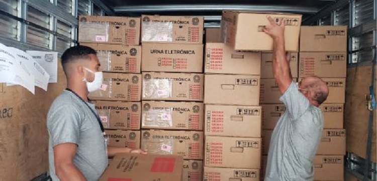 Dois acusados de tráfico de drogas presos em bairros do Setor Norte de Araxá