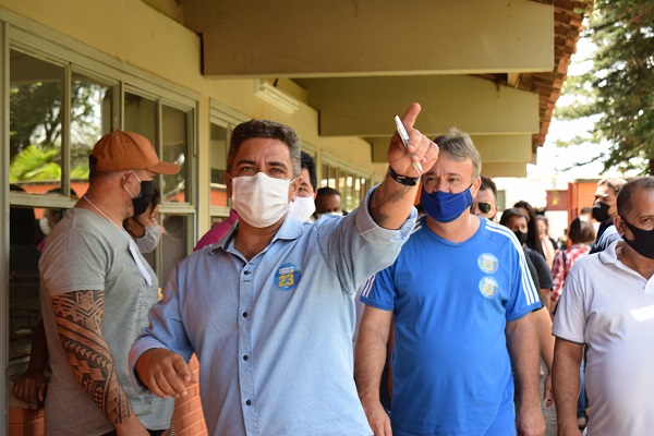 Robson Magela e Mauro Chaves são eleitos com 52% dos votos em Araxá