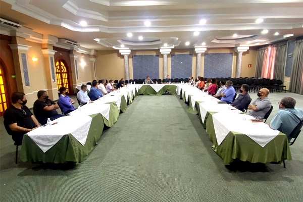 PM de Araxá apreende nota falsa no comércio