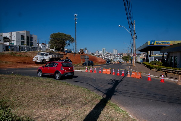 Minas mantém saldo positivo na geração de empregos formais em todos os setores