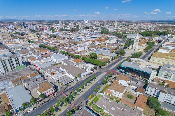 Minas mantém saldo positivo na geração de empregos formais em todos os setores
