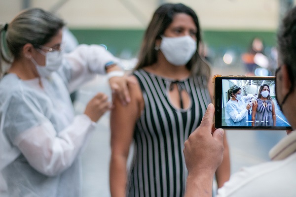 Minas mantém saldo positivo na geração de empregos formais em todos os setores