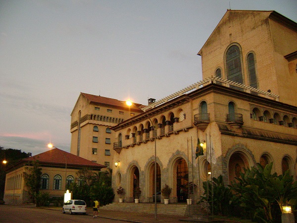 Conab verifica alta superior a 50% de cenoura e tomate no atacado