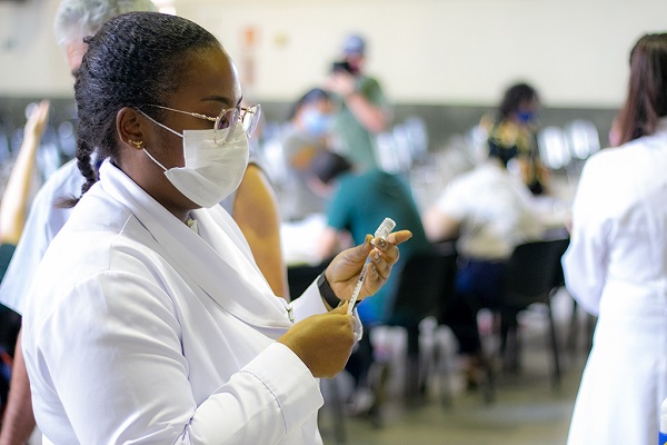 Profissionais Técnicos comemoram com mercado aquecido para algumas áreas e salários altos