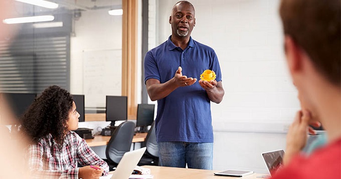 Exames de rastreio de câncer de mama e de colo do útero estão disponíveis pelo SUS
