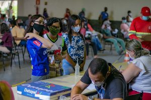 Araxá suspende aplicação da vacina Pfizer por falta de doses