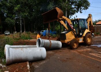 Mais de 2,5 milhões de mineiras e mineiros ainda não completaram o esquema de vacinação contra a Covid