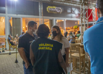 Web-rádio: Secretaria de Saúde alerta sobre os cuidados no combate ao Aedes Aegypti