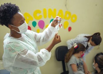 Araxá realiza repescagem para vacinar crianças nessa quarta-feira