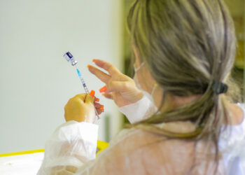 Araxá aplica reforço da Janssen em pessoas 20+ nesta quinta