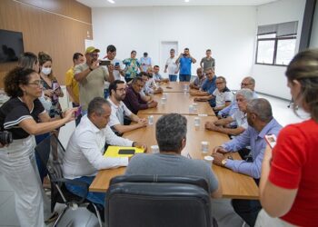 Assinada a concessão da área para construção de fábrica de aviões em Araxá