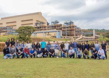 CBMM recebe 40 novos estagiários para unidade de Araxá e escritório de São Paulo