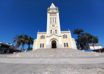 Câmara de Araxá faz parceria inédita com a Justiça e recebe mutirão de julgamento de crimes contra a vida