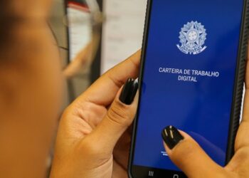 Web-rádio: Minas Gerais tem mais de 10 mil vagas de emprego disponíveis no Sine