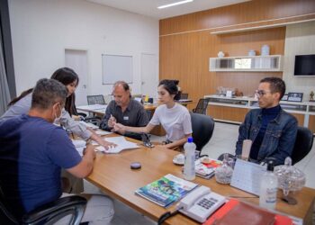 Assinado o termo de fomento com a Associação dos Estudantes de Araxá