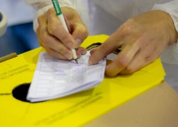 Saúde convoca crianças imunossuprimidas de 4 anos para vacina contra Covid