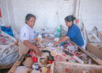 Termos de fomento com associações de reciclagem em Araxá são renovados pela PMA