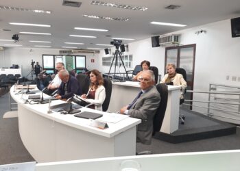 Luiz Humberto França é eleito vice-presidente da Associação das Academias de Letras de MG