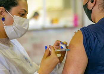 Unicentro aplica vacina em crianças a partir de 3 anos nesta quinta em Araxá