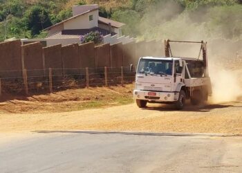 Cumprimento da Lei de Gestão de Resíduos de Construção Civil em Araxá é fiscalizado