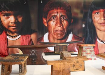 Teatro Municipal Maximiliano Rocha recebe exposição de bancos indígenas a partir da próxima segunda