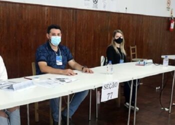 Mesário: certificado de conclusão de treinamento e declaração de dias trabalhados já estão disponíveis