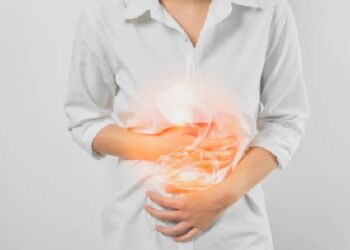 Hérnia de hiato: médico da Unimed Araxá explica sintomas, causas e tratamento