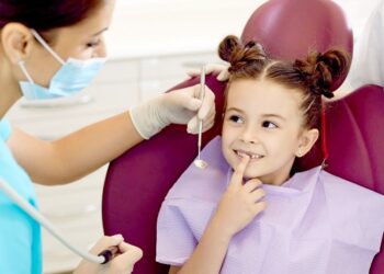 Atendimentos em saúde bucal infantil serão feitos aos sábados no Mês da Criança Odontologia em Araxá