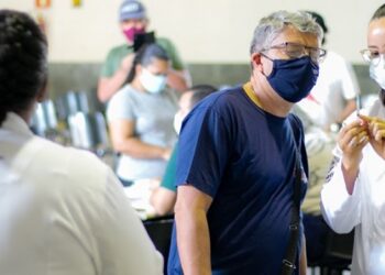 Unicentro realiza repescagem de todos os públicos para vacinação contra a Covid nesta terça