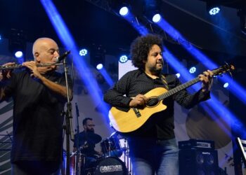 Domingo tem atrações regionais na música e teatro no FestNatal Araxá