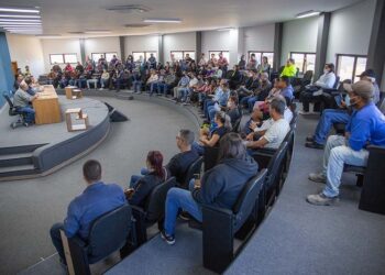 Assinado, em Araxá, decreto para instalação de rede de esgoto no Jardim Esplêndido