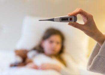 Febre em crianças: quando os pais devem se preocupar?