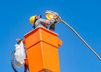 Começa a preparação em Araxá para a implantação da iluminação de LED em toda a cidade