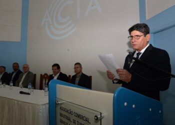 Leonardo Drummond assume presidência da Acia e promete gestão participativa e crescimento