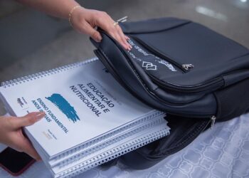 Escolas Municipais de Araxá recebem materiais pedagógicos para o Projeto Alimentação Saudável