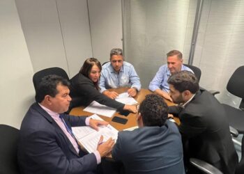 Governo de Minas garante aporte de R$ 1 milhão para obras da Educação em Araxá