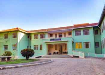 Fhemig abre novas vagas de trabalho para profissionais da saúde