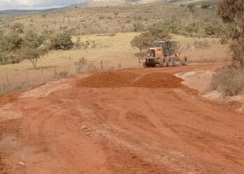 Mais de 900 km de estradas rurais em Araxá receberam trabalho de manutenção mesmo em período chuvoso
