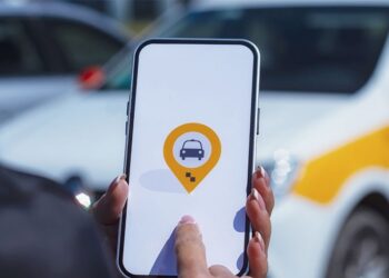 Aberto o credenciamento de carros de aplicativos, que fazem transporte de passageiros, em Araxá