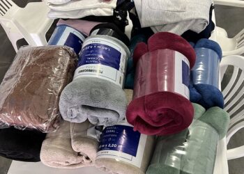 Copasa doa agasalhos para instituições filantrópicas de Araxá, Frutal e Patos de Minas