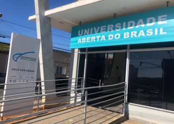 Polo UAB Araxá segue com vagas para cursos superiores de Letras – Português e Licenciatura em Computação