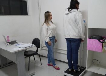 Mais 28 famílias em Patos de Minas conquistaram escritura da casa própria