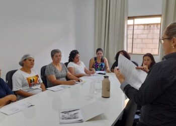 Servidores da Fundação da Criança e do Adolescente de Araxá recebem capacitação sobre alimentação saudável