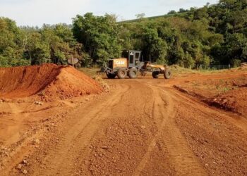 Secretaria de Agricultura e Pecuária de Araxá intensifica manutenção nas estradas rurais