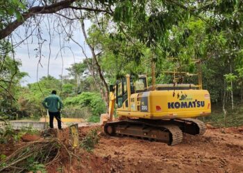 Começa, na zona rural de Araxá, a construção da nova ponte sobre o Ribeirão Pirapetinga