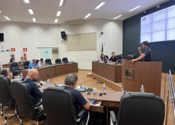 Secretário de Fazenda, Planejamento e Gestão de Araxá presta esclarecimentos sobre questões orçamentárias e financeiras do Município